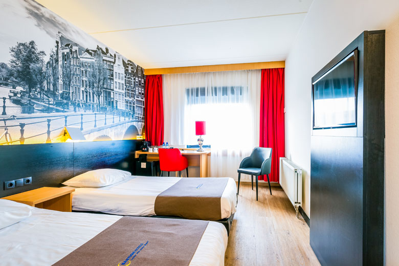 Bastion Hotel Amstel | Laagste prijs Bastion Hotels