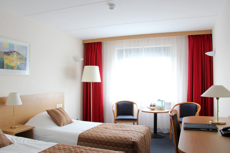 Hotel near SnowWorld Zoetermeer? Book Bastion Hotels!