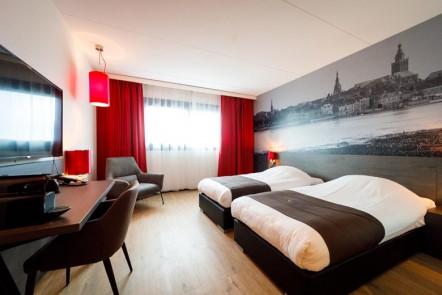 Hotel Nijmegen - Deluxe Kamer met twee eenpersoonsbedden