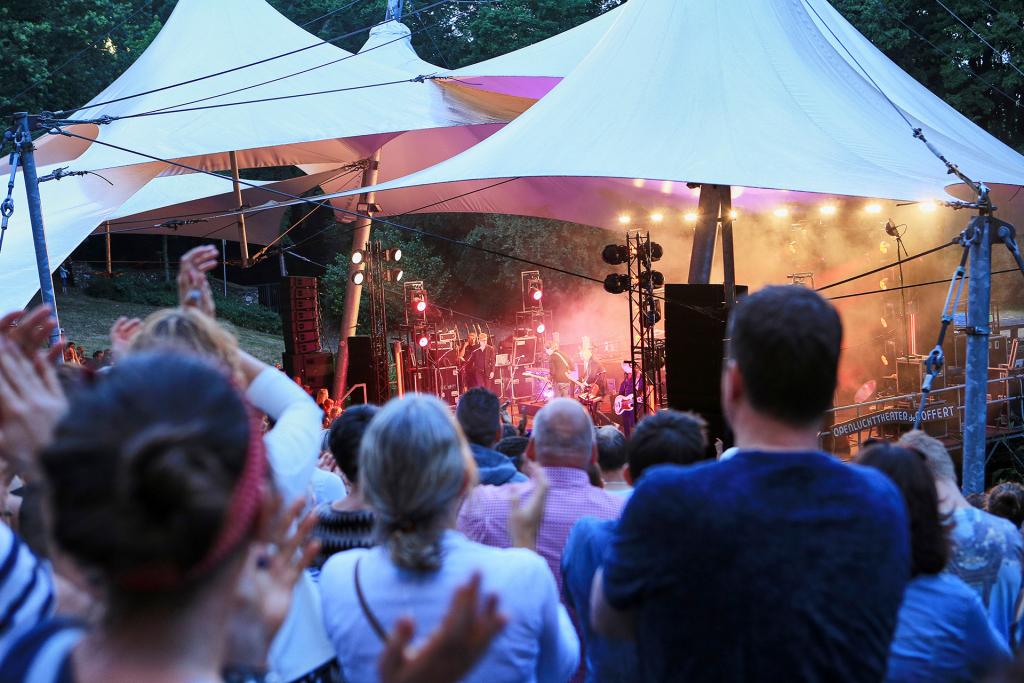 teatru-de-goffert în aer liber